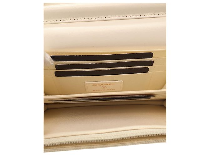 Portafoglio Chanel White CC Quilted Lambskin Wallet On Chain - vista 4