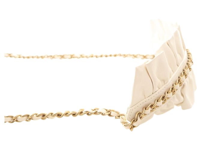 Portafoglio Chanel White CC Quilted Lambskin Wallet On Chain - vista 9