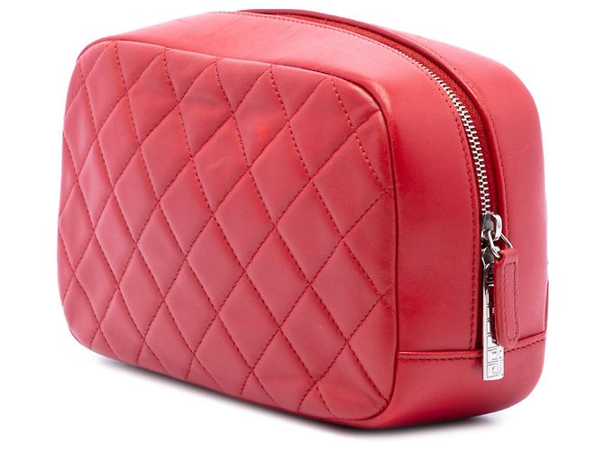 Chanel Neceser Curvy de piel de cordero acolchada Medium CC Rojo - vista 2