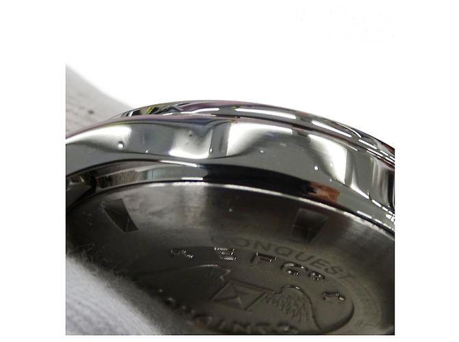 Longines Conquest L3.676.4 Herrenuhr - Ansicht 9