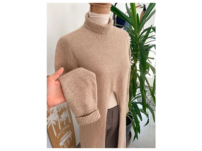 Maliparmi Set aus langem Rollkragenpullover und bedruckter Hose - Ansicht 2