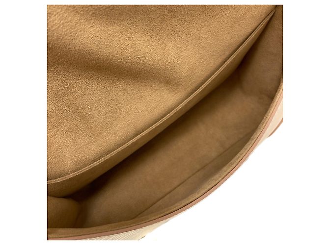 Borsa a tracolla Louis Vuitton Bussy NM in pelle Epi - vista 5