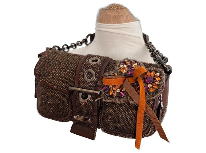 Prada Schultertasche aus braunem Tweed - Ansicht 2