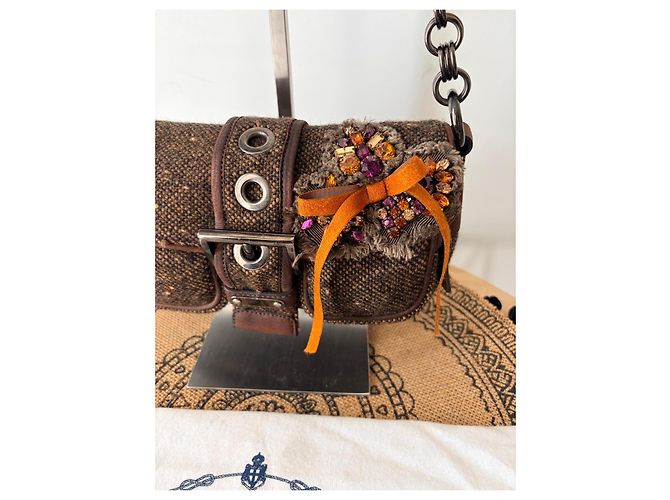 Prada Schultertasche aus braunem Tweed - Ansicht 3