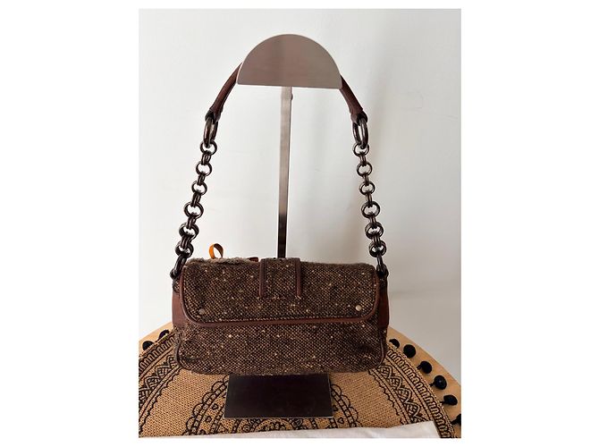 Prada Schultertasche aus braunem Tweed - Ansicht 5