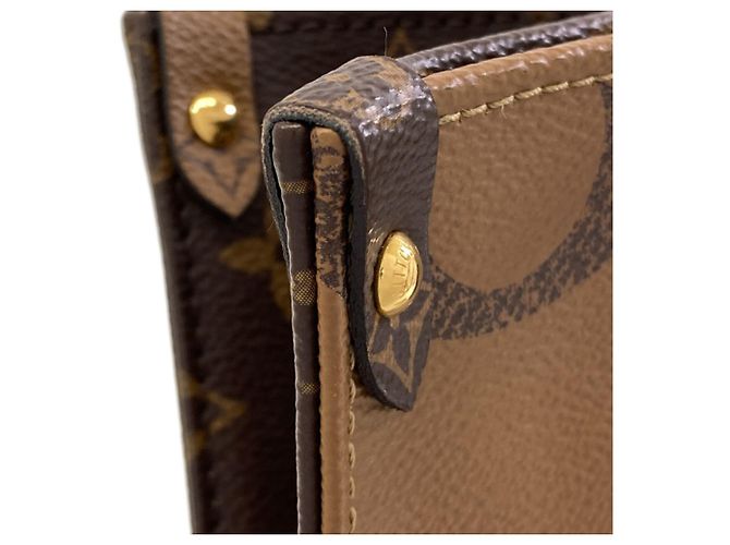 Borsa Louis Vuitton Monogram OnTheGo MM - vista 13
