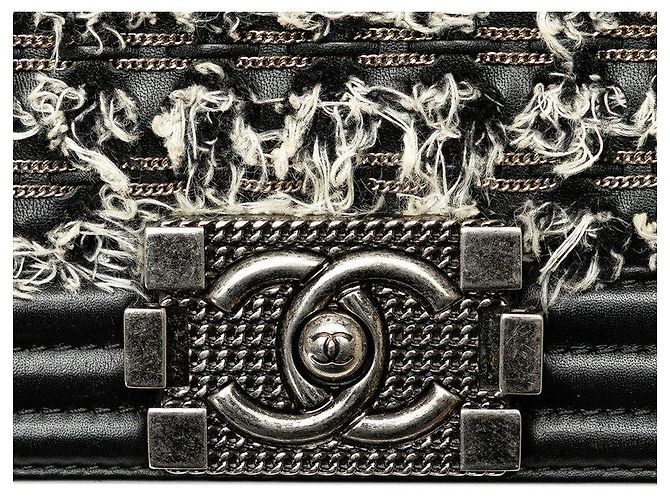 Borsa a tracolla Chanel Boy Chanel 25 in pelle e tweed - vista 7