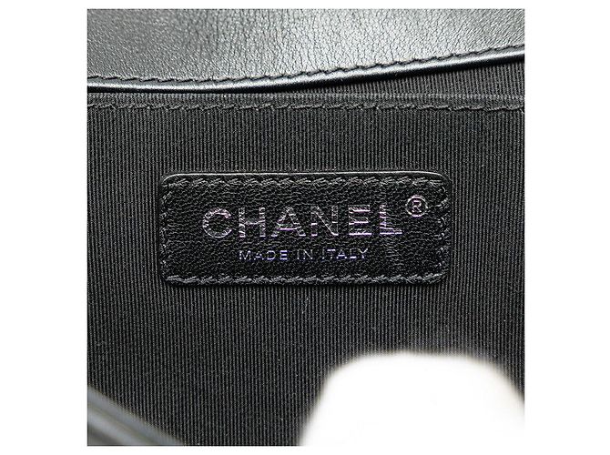 Borsa a tracolla Chanel Boy Chanel 25 in pelle e tweed - vista 9