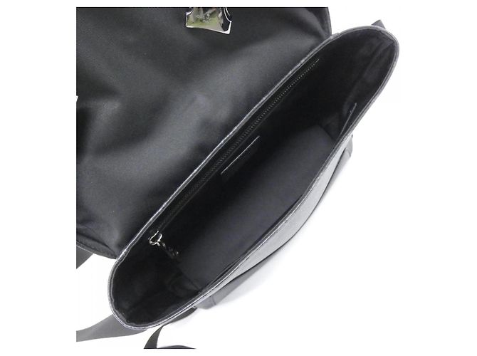 Sac à épaule Louis Vuitton Monogram Eclipse - vue 8