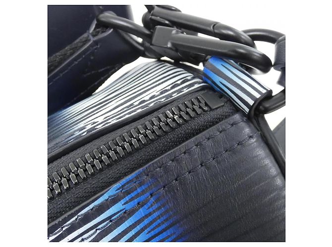 Borsa a spalla Louis Vuitton Rush Epi XL - vista 5