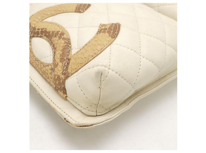 Borsa a tracolla Chanel Cambon Line in vitello morbido - vista 3