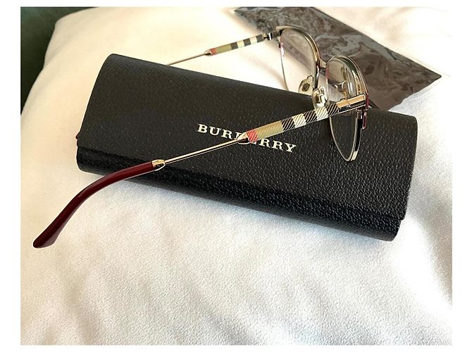 Burberry B1313-Q Occhiali Farfalla Cat-Eye - Bordeaux e Oro - vista 4