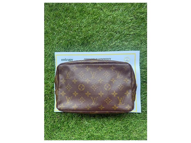 Louis Vuitton Monogram Canvas Neceser - vista 13