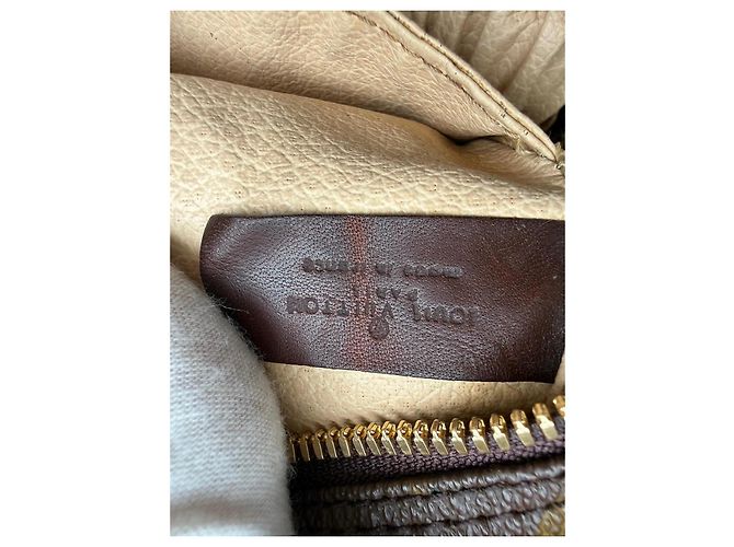 Louis Vuitton Monogram Canvas Neceser - vista 8