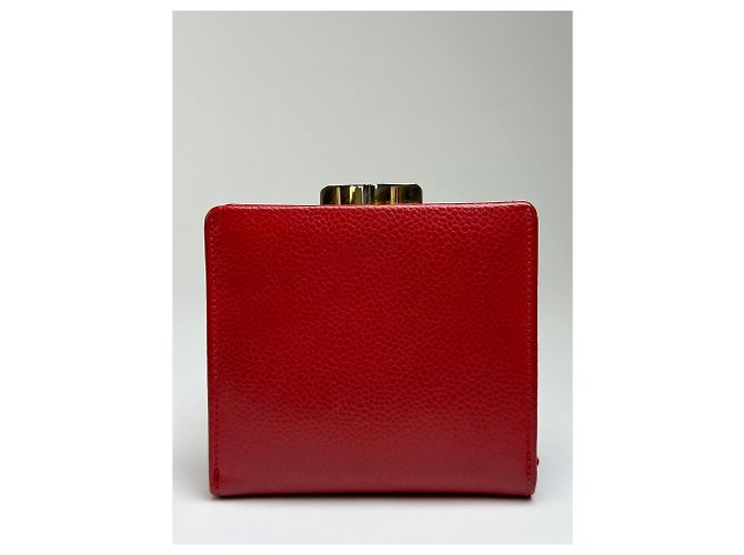 Vintage Givenchy 4G Logo Bifold Wallet Late 1970s Red - view 2