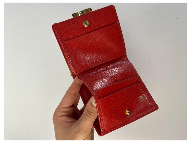 Vintage Givenchy 4G Logo Bifold Wallet Late 1970s Red - view 6