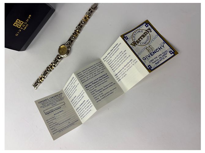 Vintage Givenchy 4G Logo Armbanduhr Ende 1990s Silver Gold Yellow - Ansicht 11