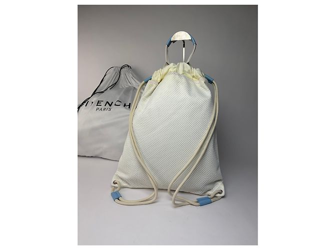 Vintage Givenchy Coated Canvas Drawstring Rucksack Weiß Blau c. 2018 - Ansicht 2