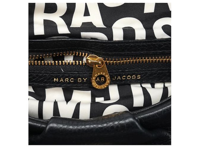 Marc by Marc Jacobs Borsa a tracolla Classic Q in pelle nera - vista 13
