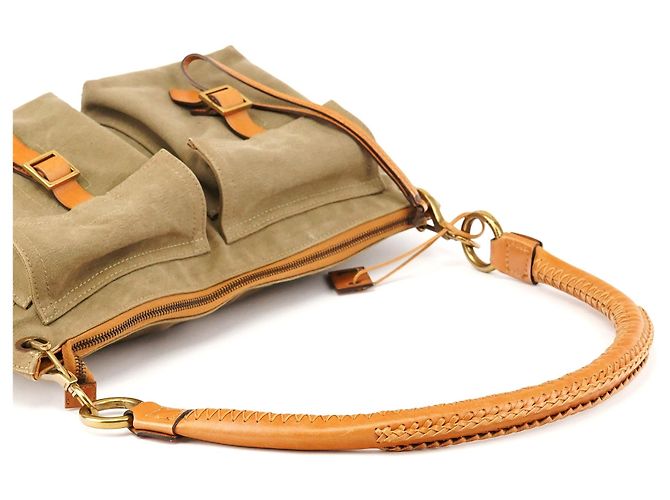 Gucci Borsa a tracolla in tela kaki con tasche cargo Autunno 2002 - vista 11