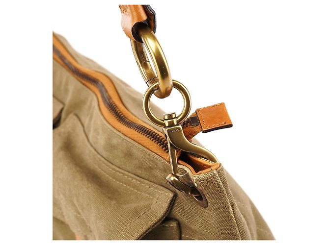 Gucci Borsa a tracolla in tela kaki con tasche cargo Autunno 2002 - vista 6