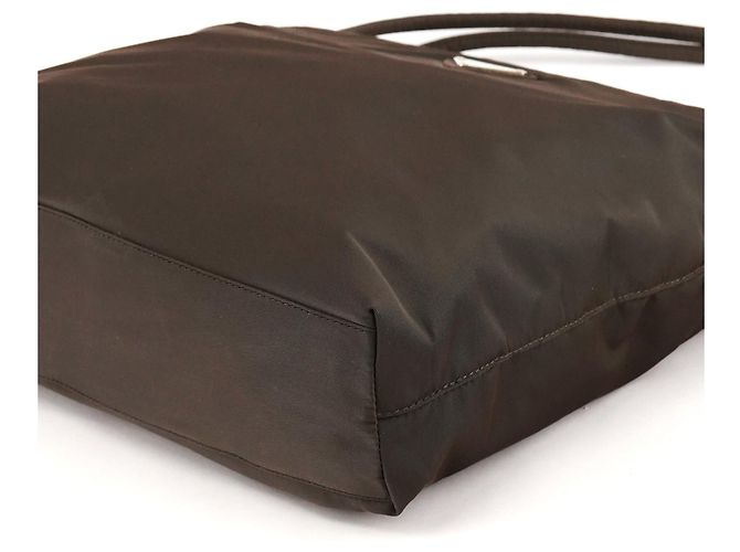 Prada Borsa Tote B6242 Tessuto City Nylon Marrone Scuro - vista 7