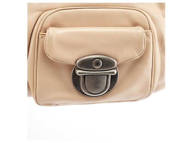 Marc Jacobs Beige Leder 2-Way Tasche mit Drehverschluss - Ansicht 6