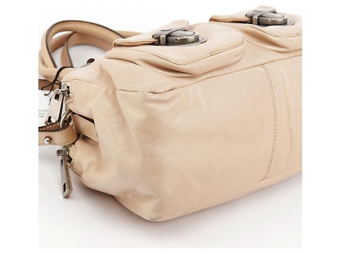 Marc Jacobs Beige Leder 2-Way Tasche mit Drehverschluss - Ansicht 9
