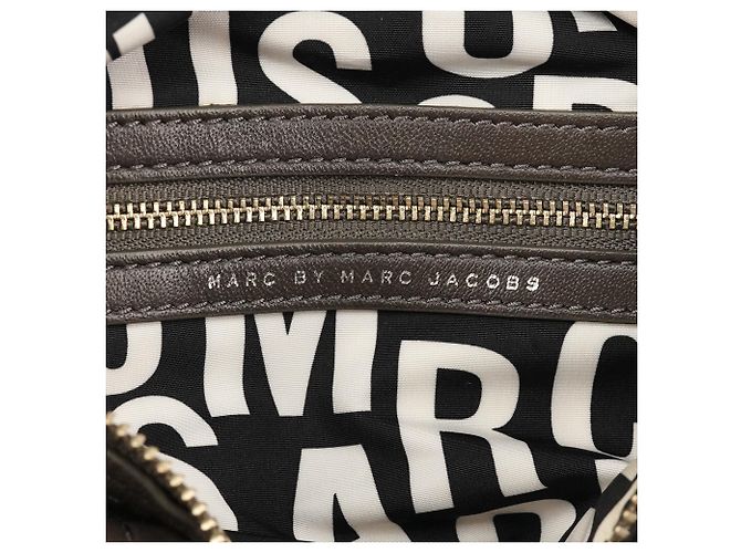 Marc by Marc Jacobs Graue Leder Bowling Bag 2-Way mit Drehverschluss - Ansicht 13