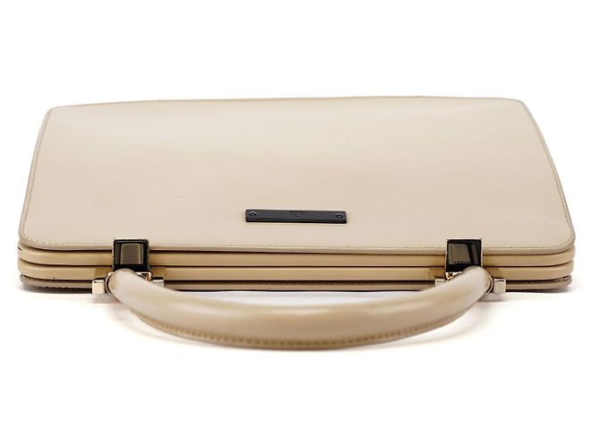 Gucci Beige Lackleder Clutch mit Henkel - Ansicht 4