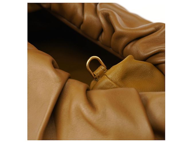 Bottega Veneta Borsa The Shoulder Pouch Light Brown - vista 10