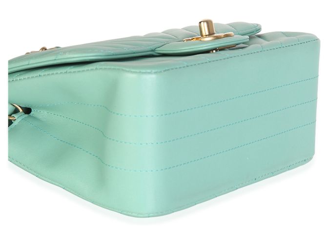 Borsa Mini Square Flap Chanel in pelle d'agnello chevron verde chiaro - vista 7