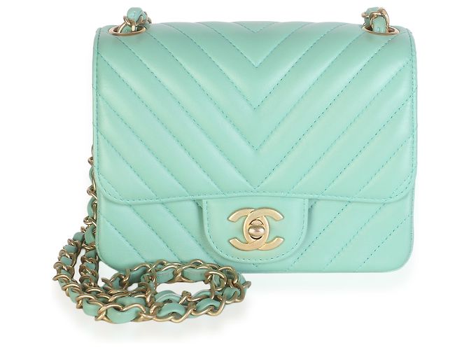 Borsa Mini Square Flap Chanel in pelle d'agnello chevron verde chiaro - vista 8