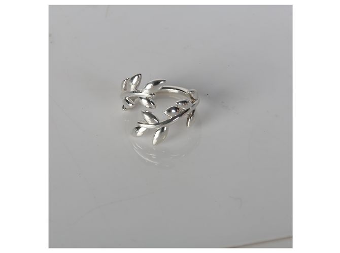 Anello Tiffany & Co. Paloma Picasso Olive Leaf Bypass in argento sterling - vista 5