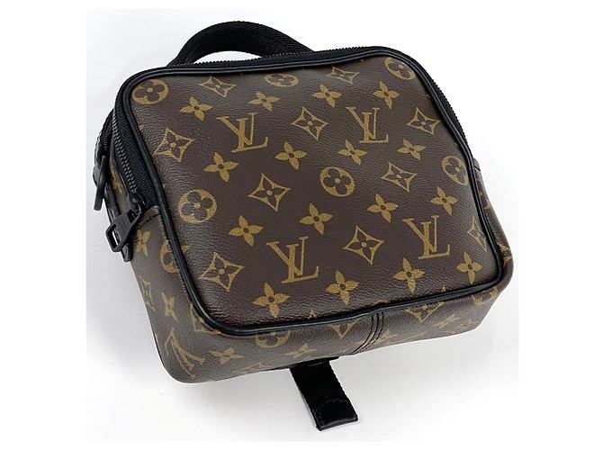 Borsa a tracolla Louis Vuitton Quest Messenger - vista 2