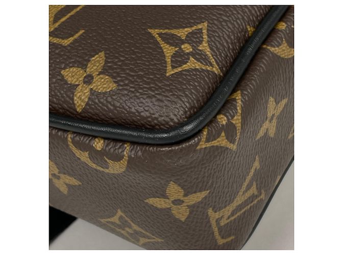 Borsa a tracolla Louis Vuitton Quest Messenger - vista 3
