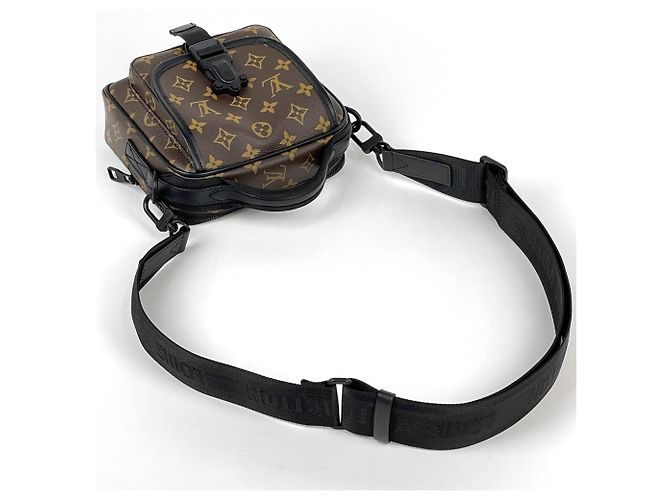 Borsa a tracolla Louis Vuitton Quest Messenger - vista 5