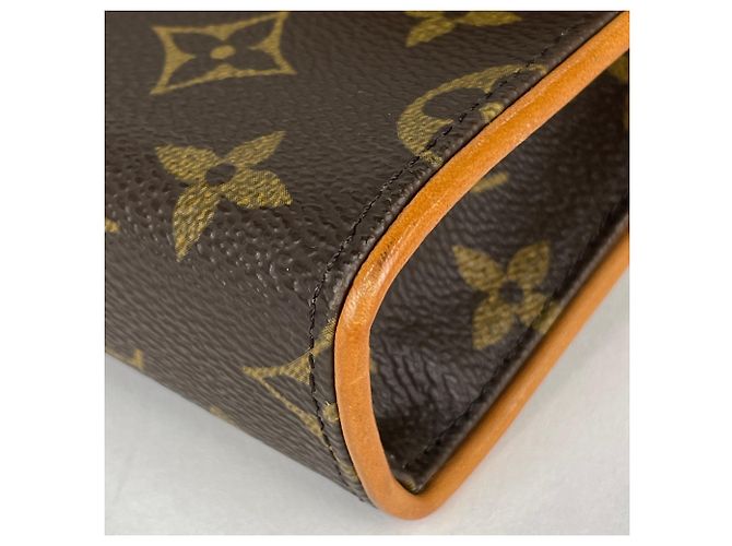 Borsa a tracolla Louis Vuitton Florentine Pochette - vista 4