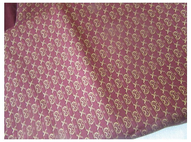 Sciarpa Hermès Monogramma Bordeaux in Seta e Lana - vista 12