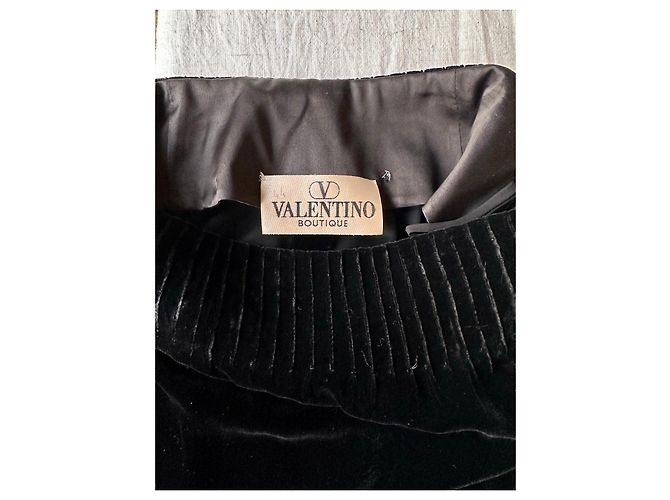 Valentino Boutique Langer Schwarzer Samtrock - Ansicht 2