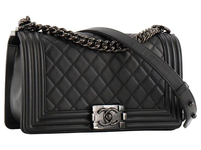 CHANEL - Borsa a tracolla Boy Medium So Black in pelle liscia nera - vista 2