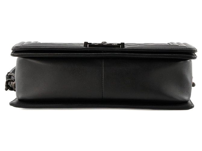 CHANEL - Borsa a tracolla Boy Medium So Black in pelle liscia nera - vista 4