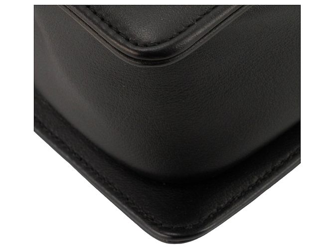 CHANEL - Borsa a tracolla Boy Medium So Black in pelle liscia nera - vista 8