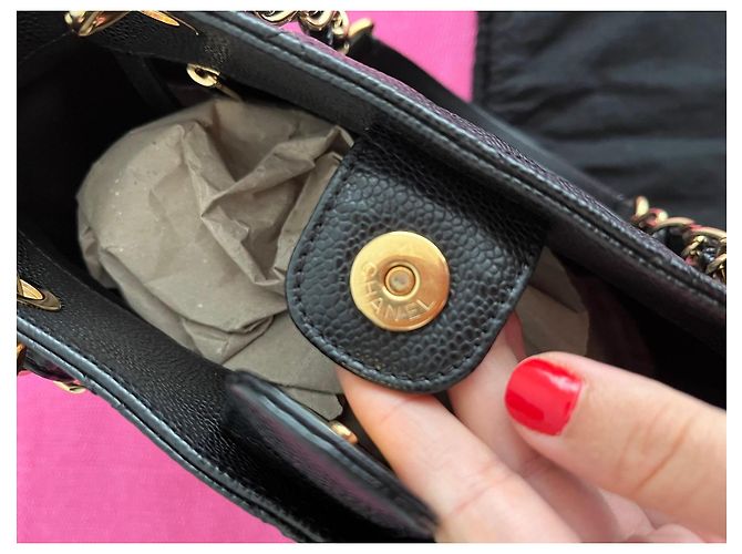 Chanel Saco Shopping Small em Couro Caviar Acolchoado Preto - vista 7