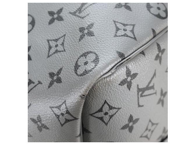 LOUIS VUITTON Monogram Reflect Keepall Bandouliere 50 Bag LV - vista 18