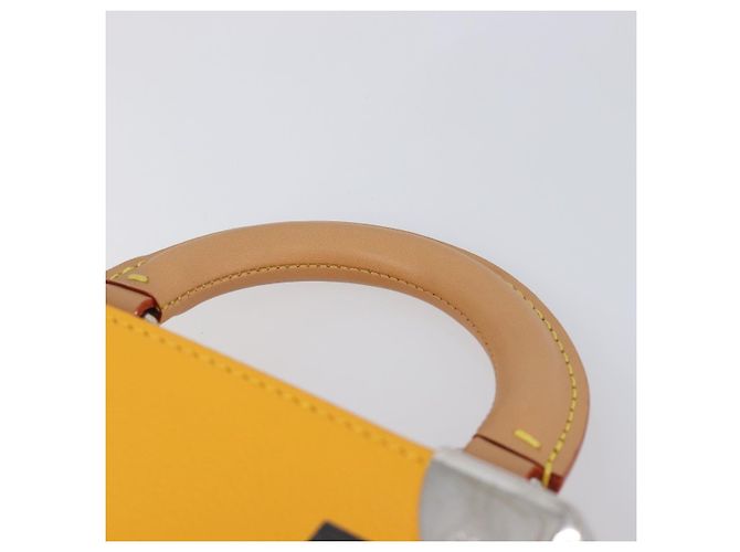 LOUIS VUITTON Vertical Box Trunk Shoulder Bag Saffron M59666 - vista 14