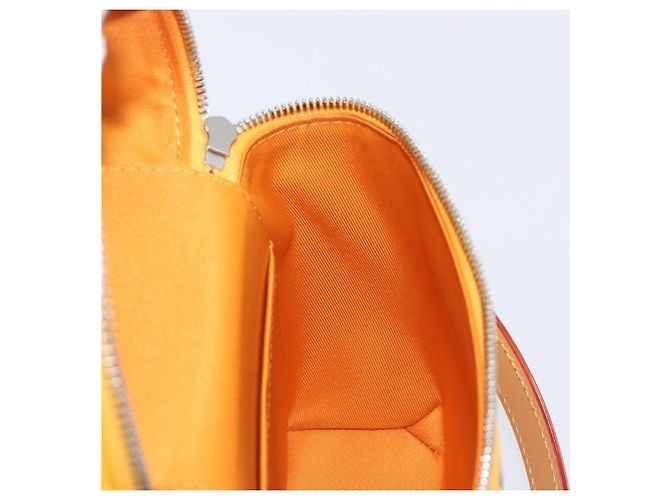 LOUIS VUITTON Vertical Box Trunk Shoulder Bag Saffron M59666 - vista 27