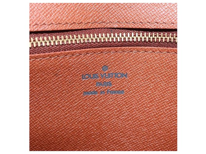 LOUIS VUITTON Monogram Bordeaux 24 Shoulder Bag M51798 LV - vista 20