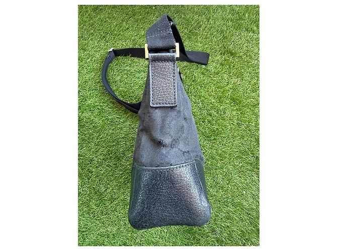 Borsa a tracolla Gucci GG Monogram in tela nera - vista 6