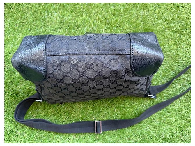 Borsa a tracolla Gucci GG Monogram in tela nera - vista 9